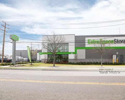 Source URL: https://cdnsc.rentcafe.com/dmslivecafe/3/1838299/1838299-1-6.jpg?width=-1&height=385&quality=80