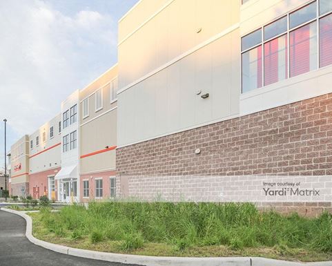 Source URL: https://cdnsc.rentcafe.com/dmslivecafe/3/1838301/1838301-1-4.jpg?width=-1&height=385&quality=80