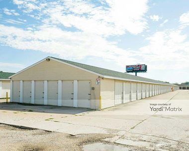 Storage Units for Rent available at 3611 19th Street, East Moline, IL 61244