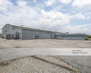 Storage Units for Rent available at 2070 West River Drive, Davenport, IA 52802