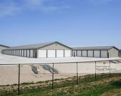 Source URL: https://cdnsc.rentcafe.com/dmslivecafe/3/1838331/1838331-1-5.jpg?width=-1&height=385&quality=80