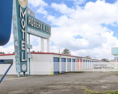 Storage Units for Rent available at 16038 Lee Hwy, Bristol, VA 24202