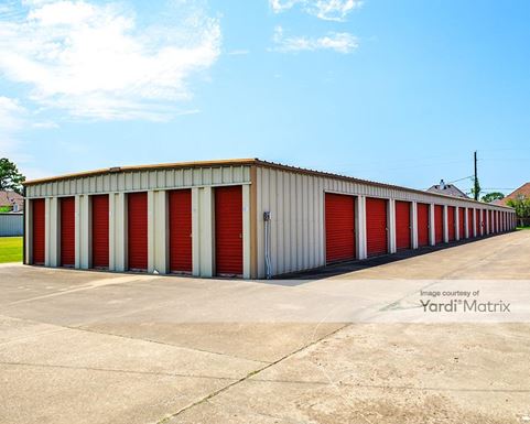 Source URL: https://cdnsc.rentcafe.com/dmslivecafe/3/1838348/1838348-1-5.jpg?width=-1&height=385&quality=80