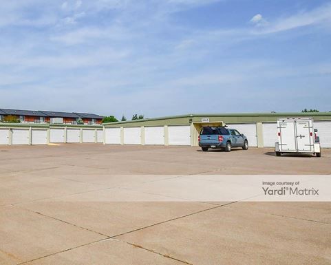 Source URL: https://cdnsc.rentcafe.com/dmslivecafe/3/1838401/1838401-1-2.jpg?width=-1&height=385&quality=80