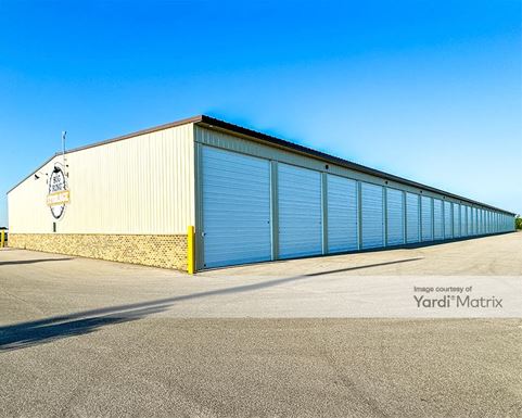 Source URL: https://cdnsc.rentcafe.com/dmslivecafe/3/1838422/1838422-1-3.jpg?width=-1&height=385&quality=80