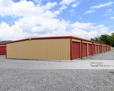 Storage Units for Rent available at 2635 Newport Hwy, Sevierville, TN 37876