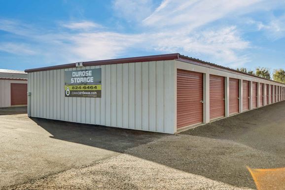 Source URL: https://cdnsc.rentcafe.com/dmslivecafe/3/1842328/Copy_of_1S2A6680(20240827155013318).jpg?width=-1&height=385&quality=80