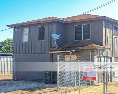 Storage Units for Rent available at 50 North 13th Street, Beaumont, TX 77702