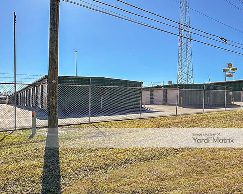 Source URL: https://cdnsc.rentcafe.com/dmslivecafe/3/1846922/1846922-1-3.jpg?width=-1&height=385&quality=80