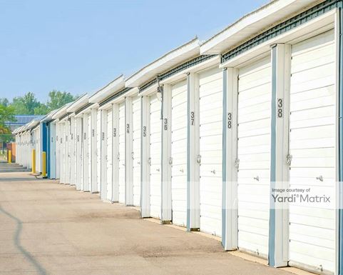 Source URL: https://cdnsc.rentcafe.com/dmslivecafe/3/1846943/1846943-1-4.jpg?width=-1&height=385&quality=80