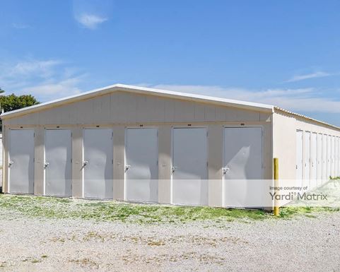 Source URL: https://cdnsc.rentcafe.com/dmslivecafe/3/1847012/1847012-1-4.jpg?width=-1&height=385&quality=80