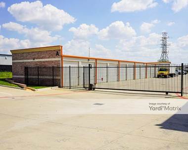 Storage Units for Rent available at 10520 East Hurst Blvd, Hurst, TX 76053