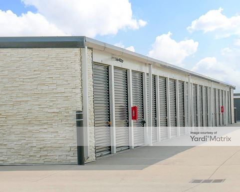 Source URL: https://cdnsc.rentcafe.com/dmslivecafe/3/1847071/1847071-1-3.jpg?width=-1&height=385&quality=80