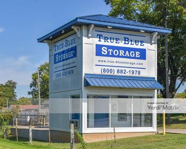 Storage Units for Rent available at 3122 North Hillcrest Road, Vincennes, IN 47591