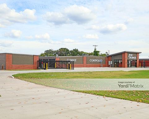 Source URL: https://cdnsc.rentcafe.com/dmslivecafe/3/1847089/1847089-1-2.jpg?width=-1&height=385&quality=80