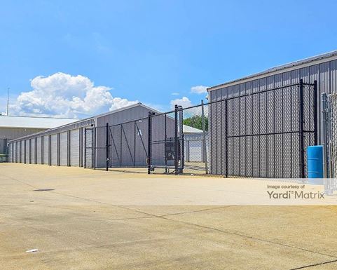 Source URL: https://cdnsc.rentcafe.com/dmslivecafe/3/1847114/1847114-1-5.jpg?width=-1&height=385&quality=80