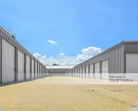 Source URL: https://cdnsc.rentcafe.com/dmslivecafe/3/1847114/1847114-1-6.jpg?width=-1&height=385&quality=80