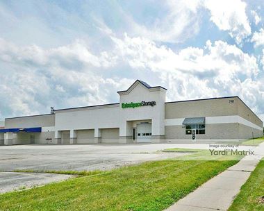 Storage Units for Rent available at 2100 SW Edgewood Road, Cedar Rapids, IA 52404