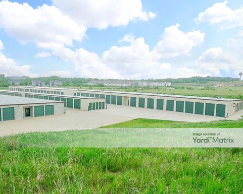 Source URL: https://cdnsc.rentcafe.com/dmslivecafe/3/1847118/1847118-1-5.jpg?width=-1&height=385&quality=80