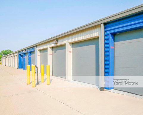 Source URL: https://cdnsc.rentcafe.com/dmslivecafe/3/1847123/1847123-1-5.jpg?width=-1&height=385&quality=80