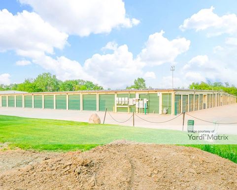 Source URL: https://cdnsc.rentcafe.com/dmslivecafe/3/1847146/1847146-1-4.jpg?width=-1&height=385&quality=80