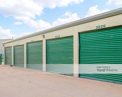 Source URL: https://cdnsc.rentcafe.com/dmslivecafe/3/1847146/1847146-1-5.jpg?width=-1&height=385&quality=80