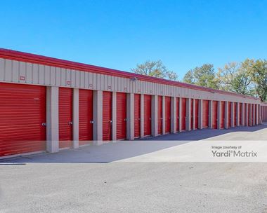 Storage Units for Rent available at 1591 North Main Street, Peoria, IL 61611