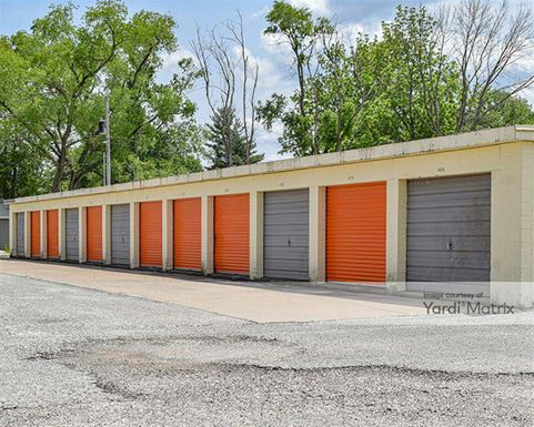 Source URL: https://cdnsc.rentcafe.com/dmslivecafe/3/1849054/1849054-1-6.jpg?width=-1&height=385&quality=80