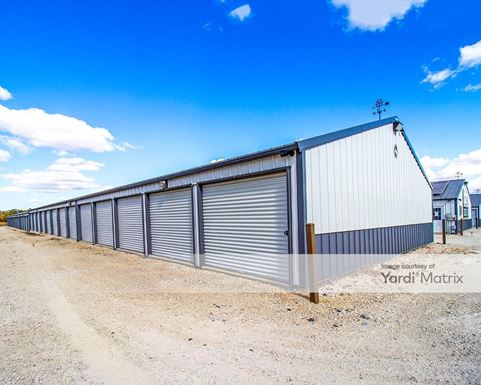 Main Street Mini Storage 1117 Edgewater Drive, North Pekin, IL