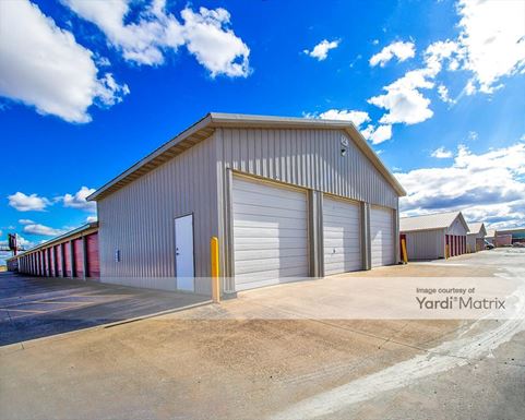 Source URL: https://cdnsc.rentcafe.com/dmslivecafe/3/1849076/1849076-1-4.jpg?width=-1&height=385&quality=80