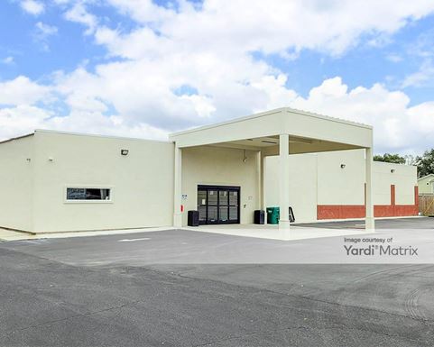 Source URL: https://cdnsc.rentcafe.com/dmslivecafe/3/1849083/1849083-1-2.jpg?width=-1&height=385&quality=80