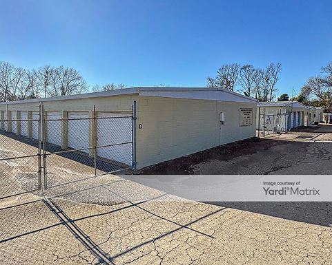 Source URL: https://cdnsc.rentcafe.com/dmslivecafe/3/1852244/1852244-1-2.jpg?width=-1&height=385&quality=80