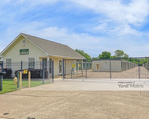 Source URL: https://cdnsc.rentcafe.com/dmslivecafe/3/1852248/1852248-1-2.jpg?width=-1&height=385&quality=80