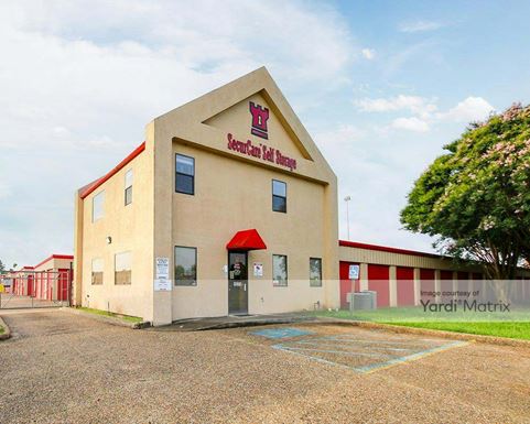 Source URL: https://cdnsc.rentcafe.com/dmslivecafe/3/1852250/1852250-1-2.jpg?width=-1&height=385&quality=80