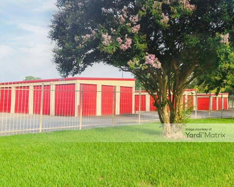 Source URL: https://cdnsc.rentcafe.com/dmslivecafe/3/1852250/1852250-1-3.jpg?width=-1&height=385&quality=80