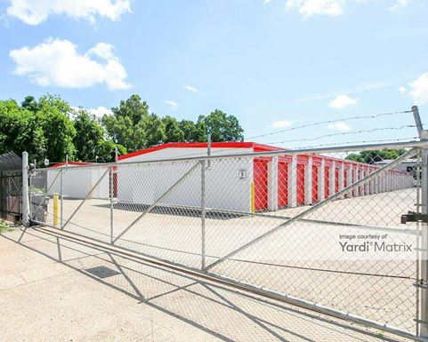 Source URL: https://cdnsc.rentcafe.com/dmslivecafe/3/1852263/1852263-1-2.jpg?width=-1&height=385&quality=80