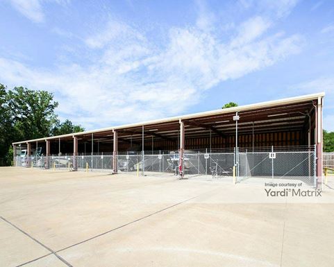 Source URL: https://cdnsc.rentcafe.com/dmslivecafe/3/1852276/1852276-1-3.jpg?width=-1&height=385&quality=80