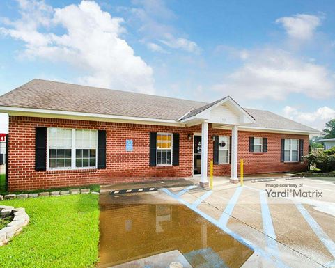 Source URL: https://cdnsc.rentcafe.com/dmslivecafe/3/1852278/1852278-1-4.jpg?width=-1&height=385&quality=80