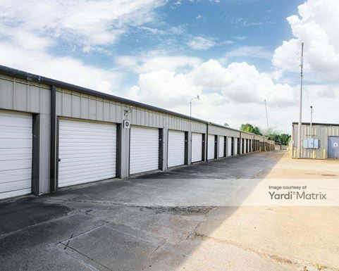 Source URL: https://cdnsc.rentcafe.com/dmslivecafe/3/1852280/1852280-1-3.jpg?width=-1&height=385&quality=80