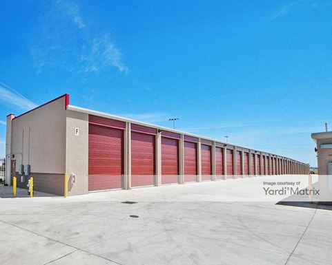 Source URL: https://cdnsc.rentcafe.com/dmslivecafe/3/1852319/1852319-1-3.jpg?width=-1&height=385&quality=80