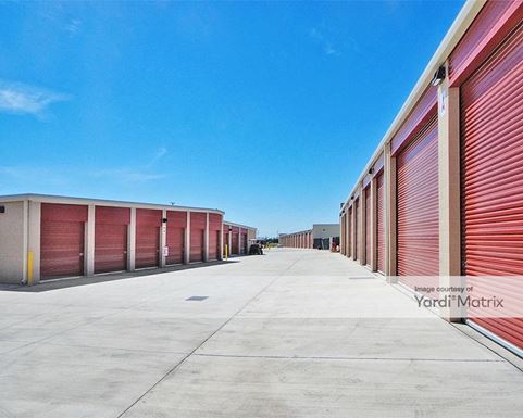 Source URL: https://cdnsc.rentcafe.com/dmslivecafe/3/1852319/1852319-1-5.jpg?width=-1&height=385&quality=80