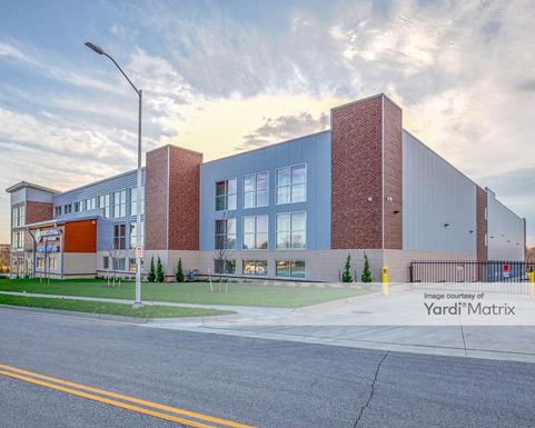 Source URL: https://cdnsc.rentcafe.com/dmslivecafe/3/1852320/1852320-1-2.jpg?width=-1&height=385&quality=80