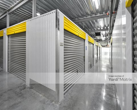 Source URL: https://cdnsc.rentcafe.com/dmslivecafe/3/1852332/1852332-1-4.jpg?width=-1&height=385&quality=80