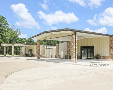 Source URL: https://cdnsc.rentcafe.com/dmslivecafe/3/1852357/1852357-1-4.jpg?width=-1&height=385&quality=80