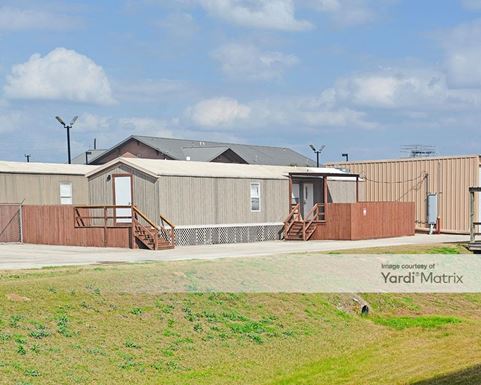 Source URL: https://cdnsc.rentcafe.com/dmslivecafe/3/1852376/1852376-1-2.jpg?width=-1&height=385&quality=80