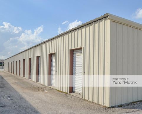 Source URL: https://cdnsc.rentcafe.com/dmslivecafe/3/1852381/1852381-1-4.jpg?width=-1&height=385&quality=80