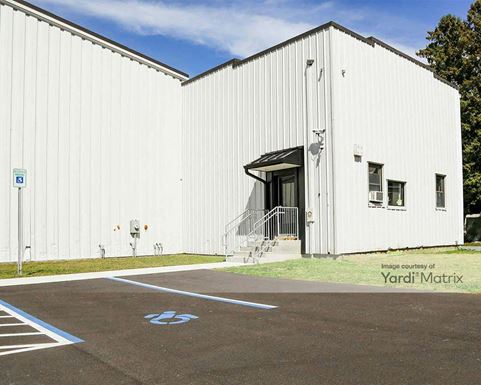 Source URL: https://cdnsc.rentcafe.com/dmslivecafe/3/1857942/1857942-1-3.jpg?width=-1&height=385&quality=80