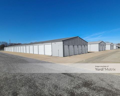 Source URL: https://cdnsc.rentcafe.com/dmslivecafe/3/1857946/1857946-1-5.jpg?width=-1&height=385&quality=80