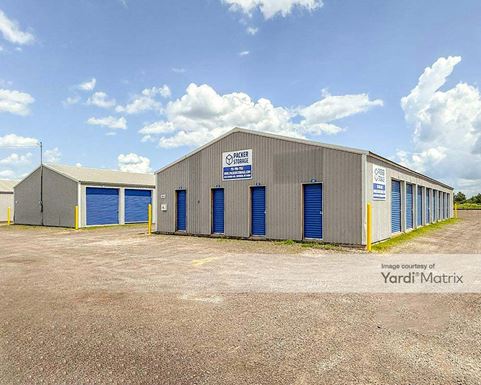 Source URL: https://cdnsc.rentcafe.com/dmslivecafe/3/1857948/1857948-1-2.jpg?width=-1&height=385&quality=80