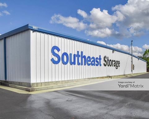 Source URL: https://cdnsc.rentcafe.com/dmslivecafe/3/1857954/1857954-1-3.jpg?width=-1&height=385&quality=80